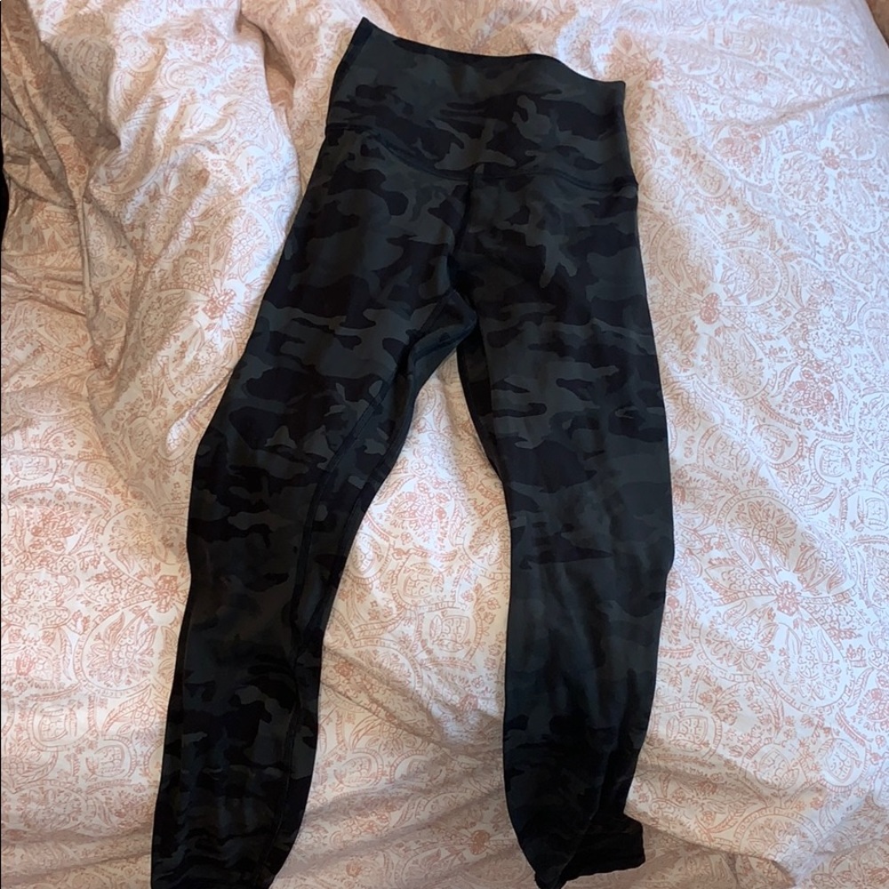 Green camo lululemon leggings 25 inch inseam
